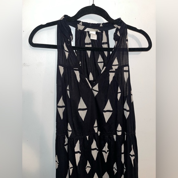 H&M Long Black and White Maxi Dress. Size 6 - Picture 3 of 5